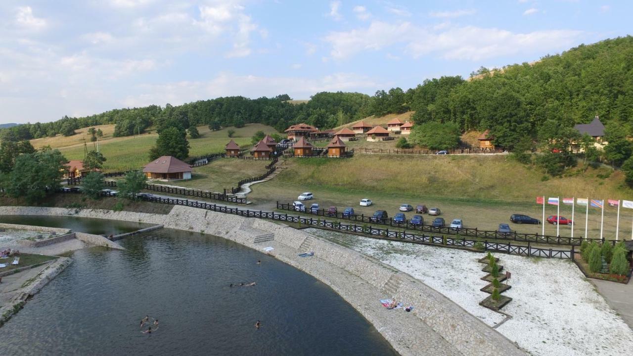Eko Selo Kostunici Hotel Exterior foto