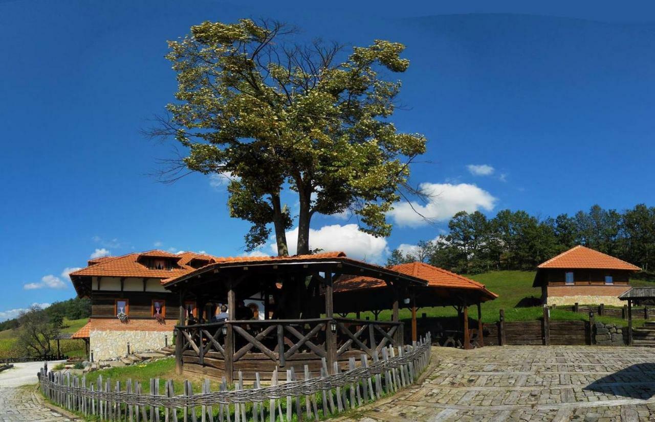 Eko Selo Kostunici Hotel Exterior foto